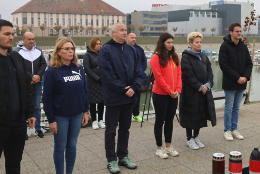 Delegacija Grada i ove godine pješačila za Vukovar /FOTO/