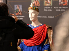 Otvorena izložba “Chroatorum Bellatores – ratnici u ranom srednjem vijeku” u Gradskom muzeju /VIDEO + FOTO/