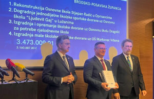 ŽUPANIJA: Gotovo 3,5 milijuna eura za projekte u školstvu