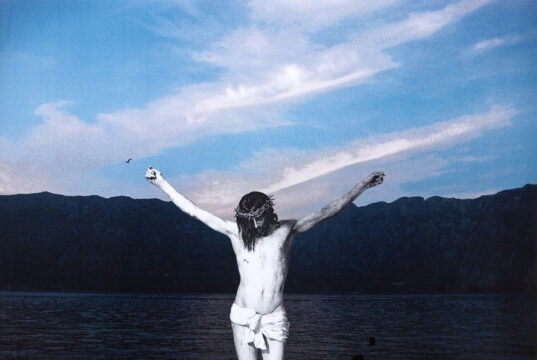 Izložba “IZMEĐU ZORE I SUTONA” Željka Brguljana u srijedu 1. travnja u Domu kulture NG