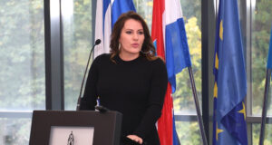 Gradska vijećnica Monika Kovarbašić podržava Bušića i Sertića: “Transparentnim, ozbiljnim i timskim radom do stabilnosti grada”